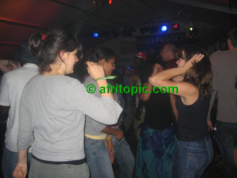 ../Images/afw2006c 609.jpg